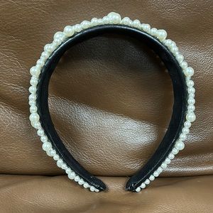 White House Black Market Faux Pearl Headband